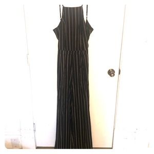 Beautiful open back jumpsuit!